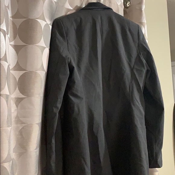 Blazer - Picture 3 of 5